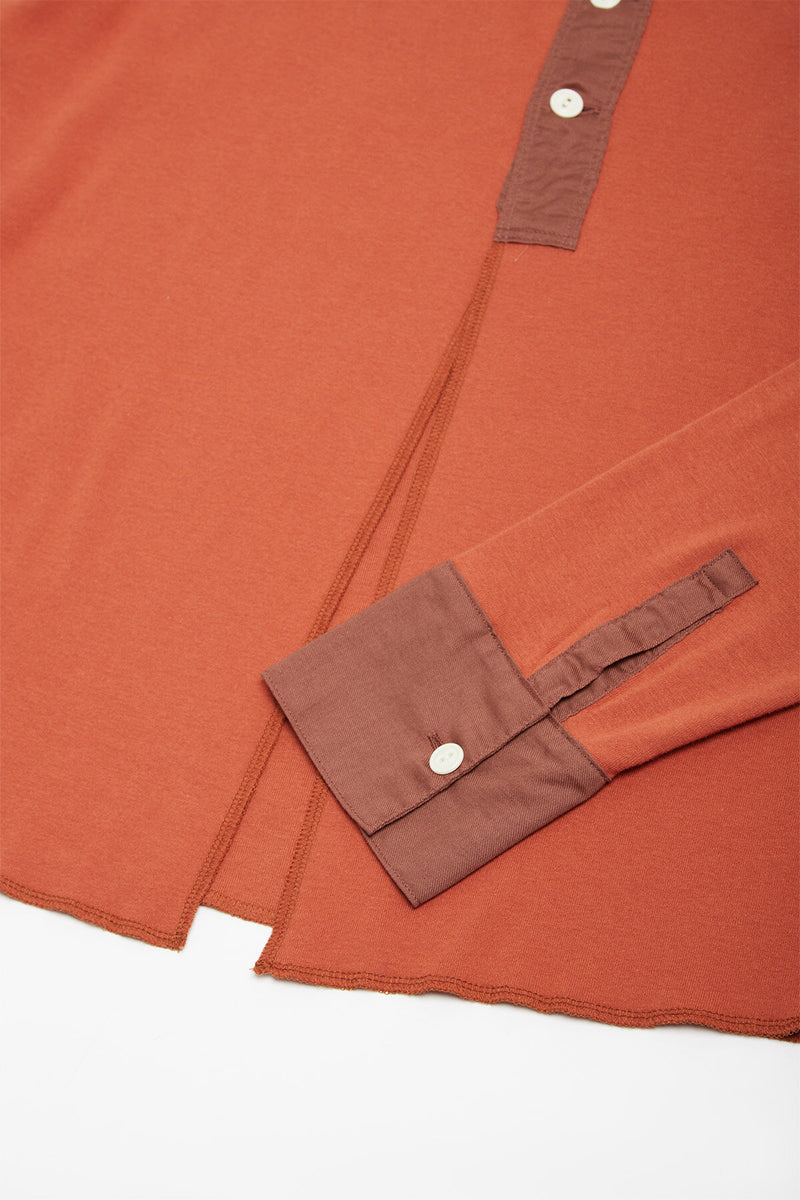 Blusa con colletto rotondo e bottoni