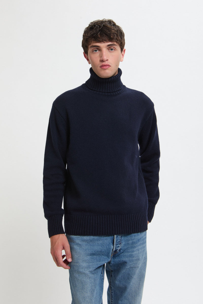 Maglione a collo alto