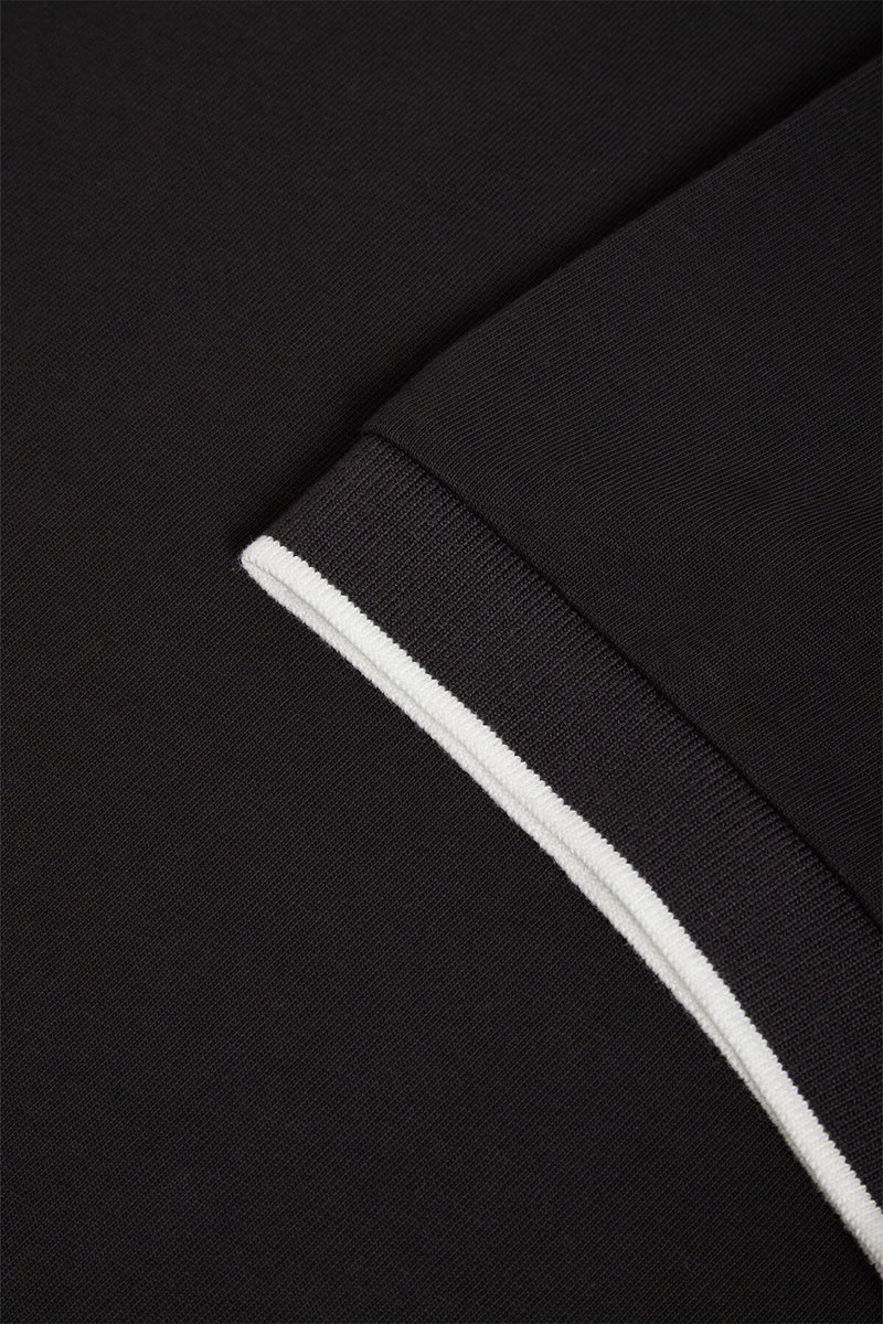 Polo con logo