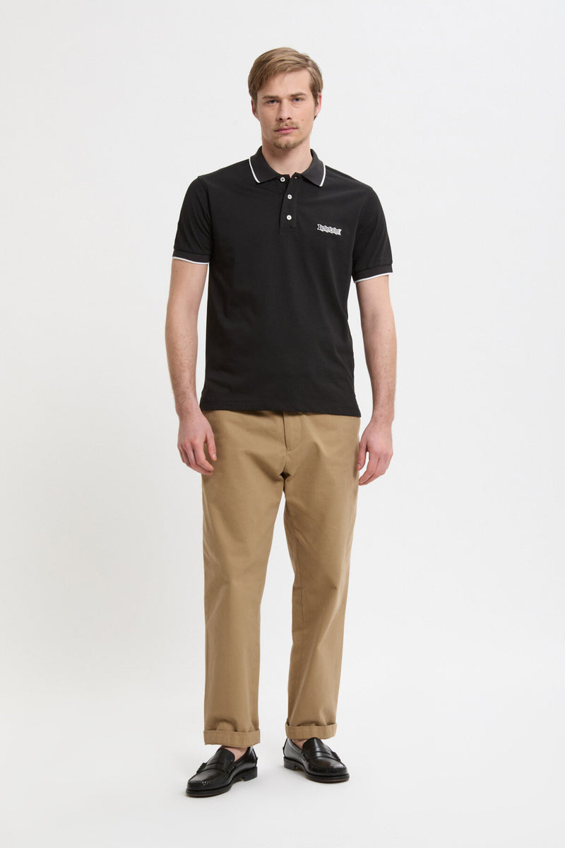 Polo con logo