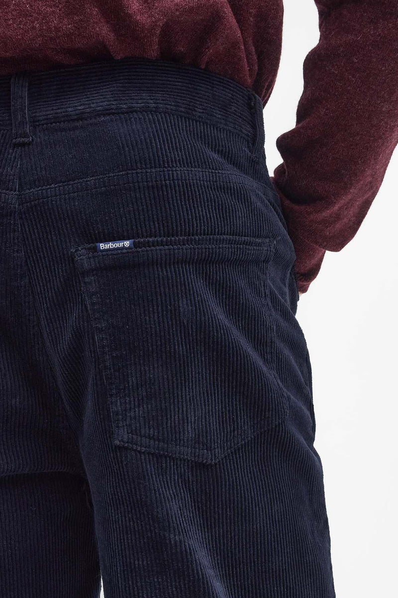 Pantaloni in velluto stretch a coste sottili dalla vestibilità regular 