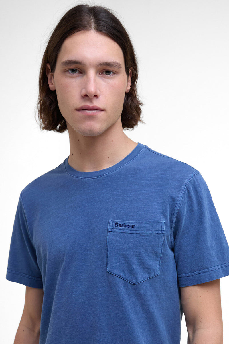 T-shirt con taschino tinta con pigmenti