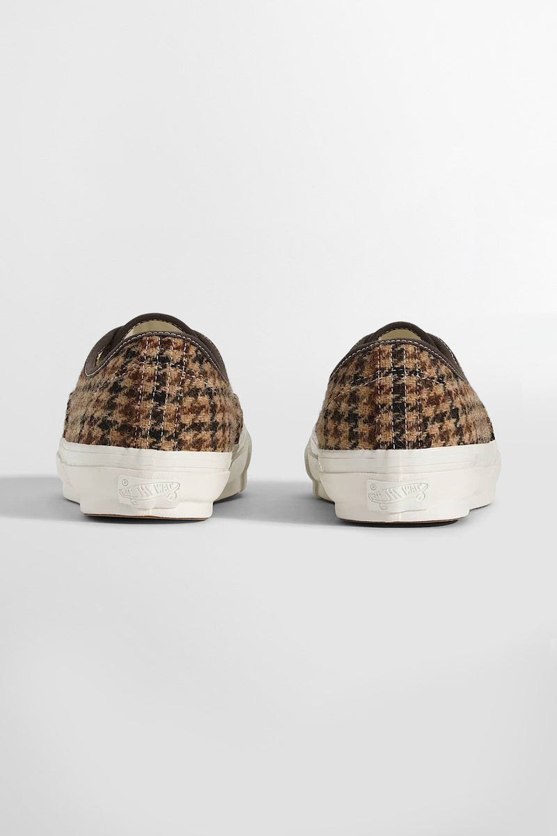 LX Authentic 44