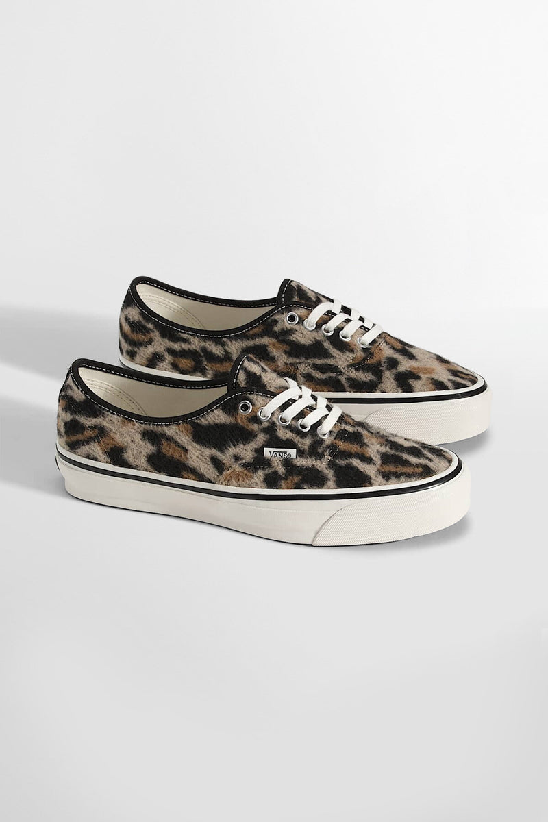 LX Authentic 44