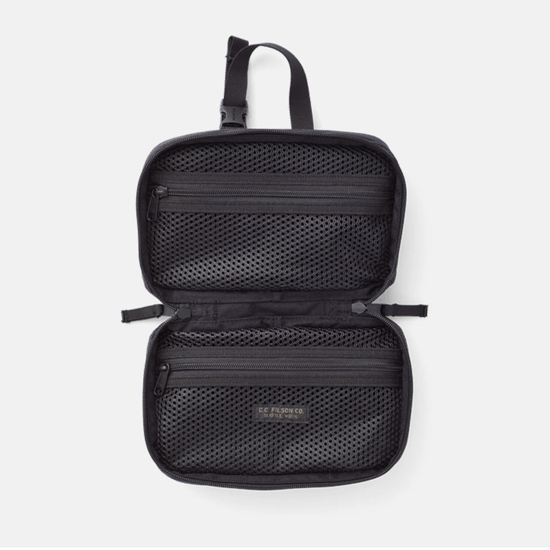 RIPSTOP NYLON TRAVEL PACK
