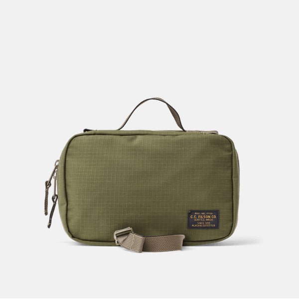 RIPSTOP NYLON TRAVEL PACK