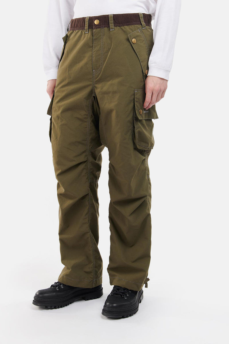 Pantaloni Barbour x And Wander